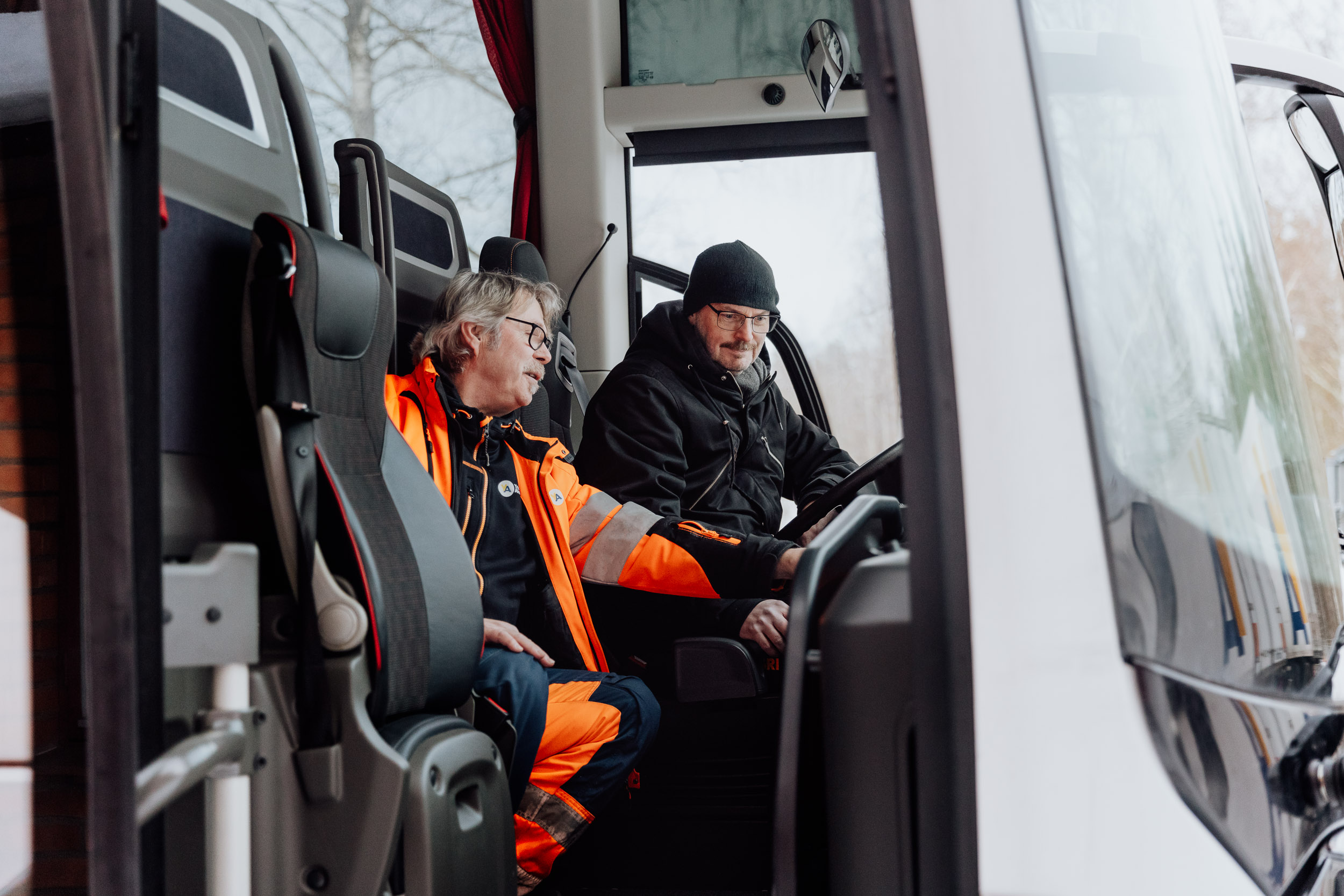 YKB Del 4 Buss, Arbetsmiljö